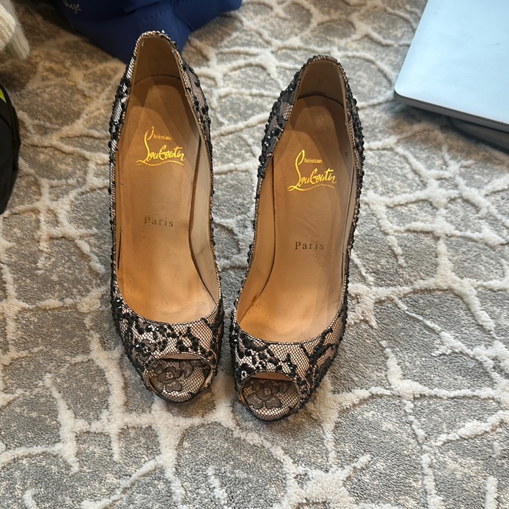 Christian Louboutin Women's Black and Gray Peep-Toe Heels
